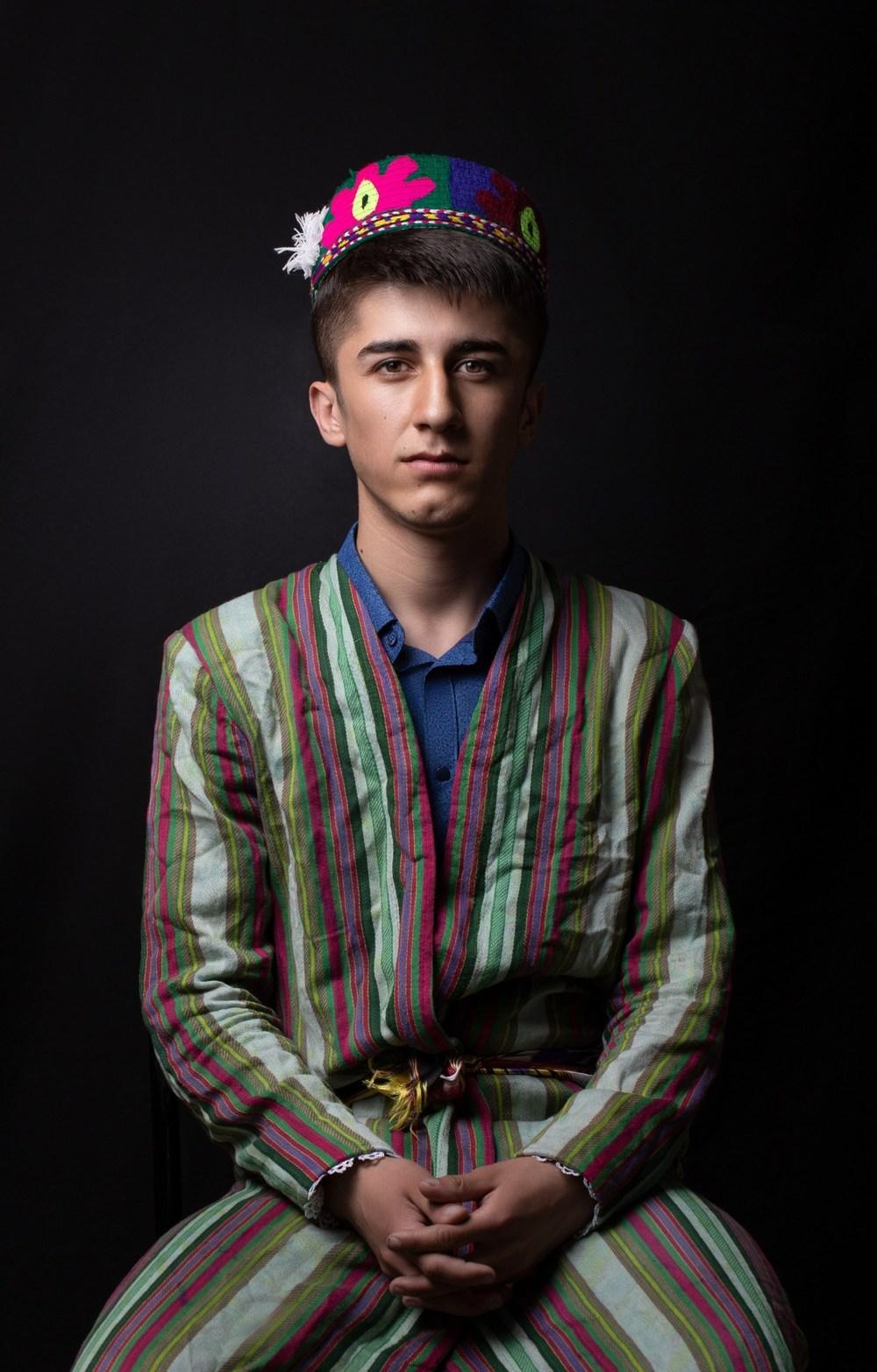 Фото В Новосибирске иностранные студенты сделали фотосессию в национальных костюмах 8
